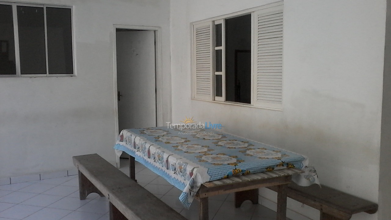 House for vacation rental in Guarapari (Rua Rio de Janeiro 25)