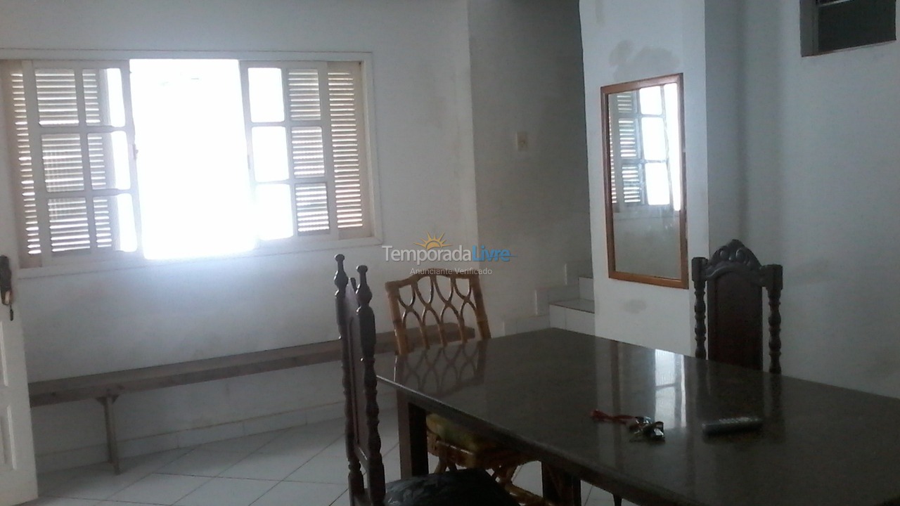 House for vacation rental in Guarapari (Rua Rio de Janeiro 25)