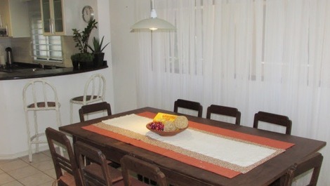 Ocean Front Condo Meia Praia Itapema