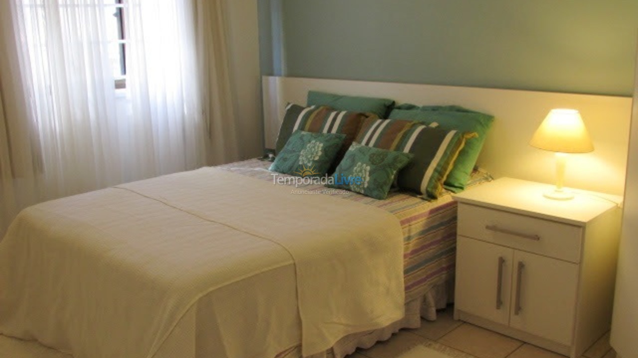 Apartment for vacation rental in Itapema (Meia Praia)