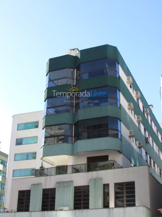 Apartment for vacation rental in Itapema (Meia Praia)