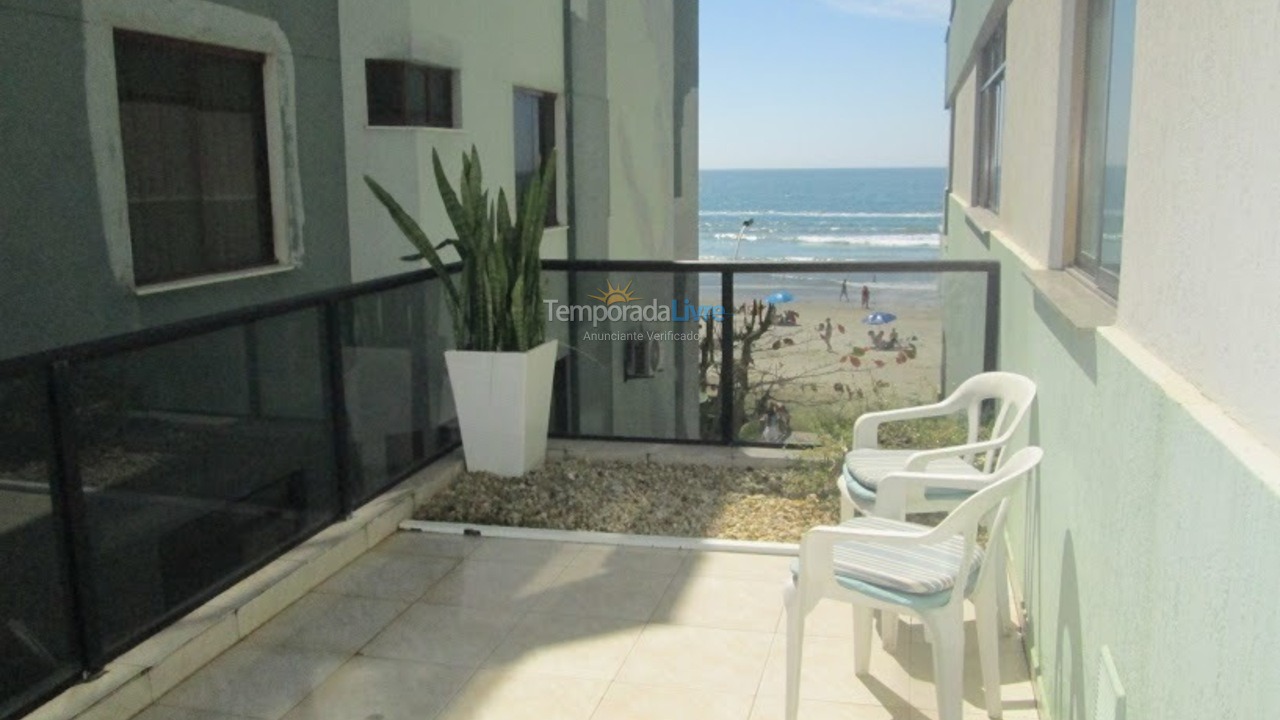 Apartment for vacation rental in Itapema (Meia Praia)