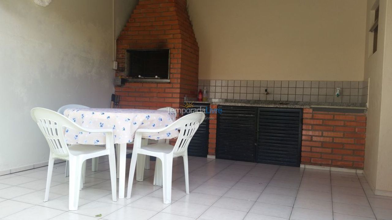 Apartamento para alquiler de vacaciones em Florianopolis (Praia dos Ingleses)