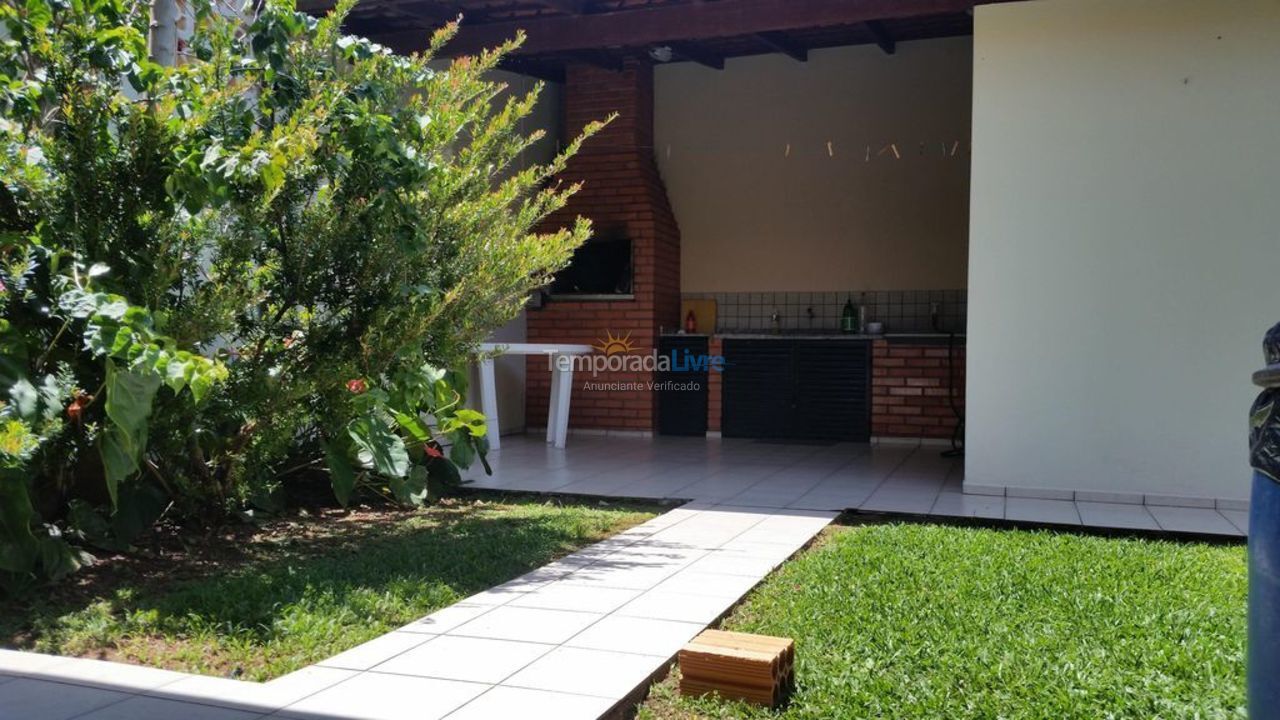 Apartamento para alquiler de vacaciones em Florianopolis (Praia dos Ingleses)