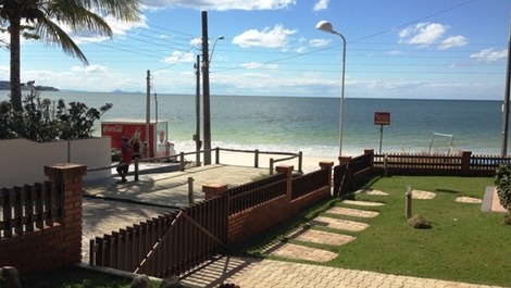 034B Apartamento Beira Mar