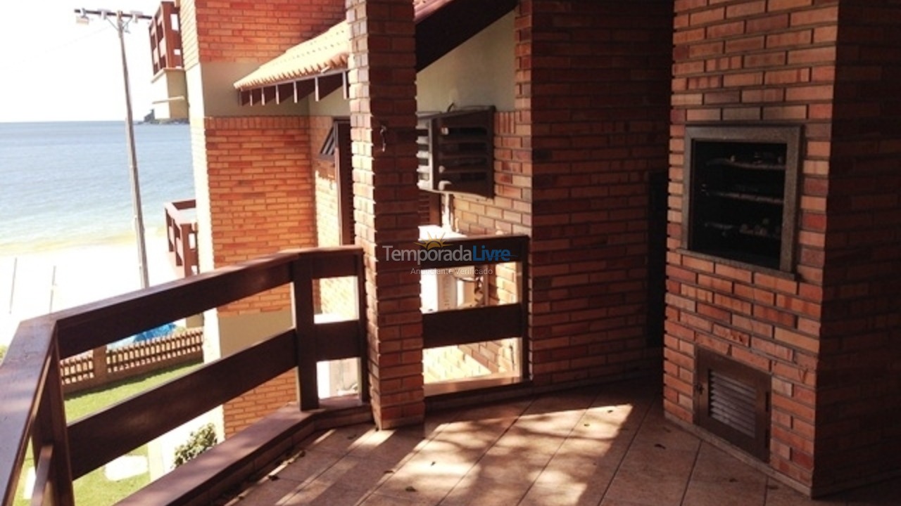 Apartamento para aluguel de temporada em Bombinhas (Praia de Bombinhas)