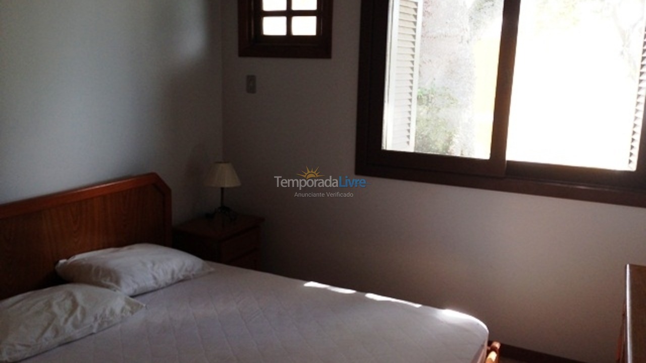 Apartamento para aluguel de temporada em Bombinhas (Praia de Bombinhas)