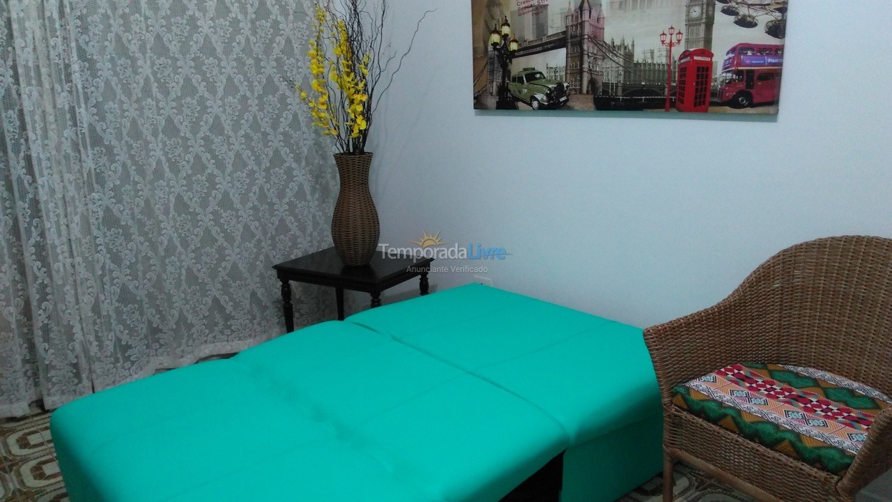 Apartamento para aluguel de temporada em Guarujá (Pitangueiras)