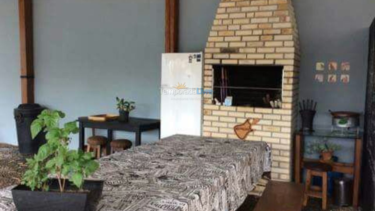 Casa para aluguel de temporada em Florianopolis (Praia dos Ingleses)