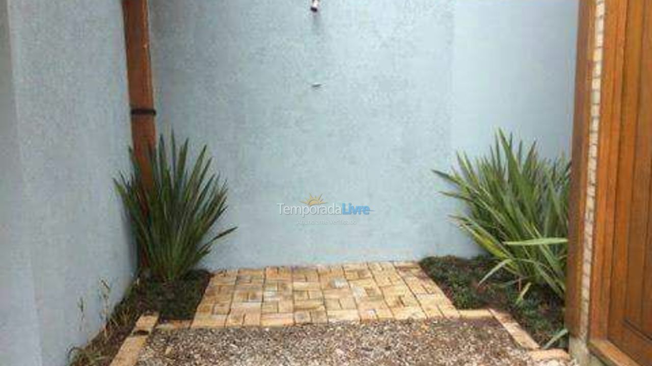 Casa para aluguel de temporada em Florianopolis (Praia dos Ingleses)