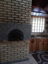 HOUSE WITH SWIMMING POOL ON THE BEACH OF ENGLISH