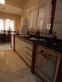 HOUSE WITH SWIMMING POOL ON THE BEACH OF ENGLISH
