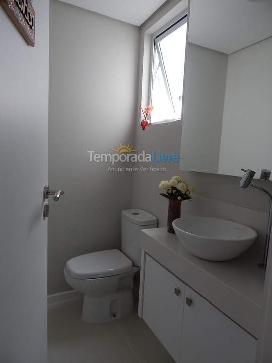 Apartamento para aluguel de temporada em Florianopolis (Praia dos Ingleses)