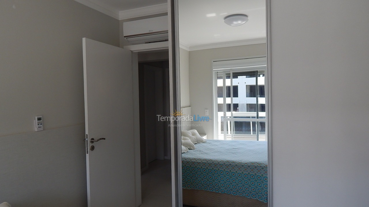 Apartamento para aluguel de temporada em Florianopolis (Praia dos Ingleses)