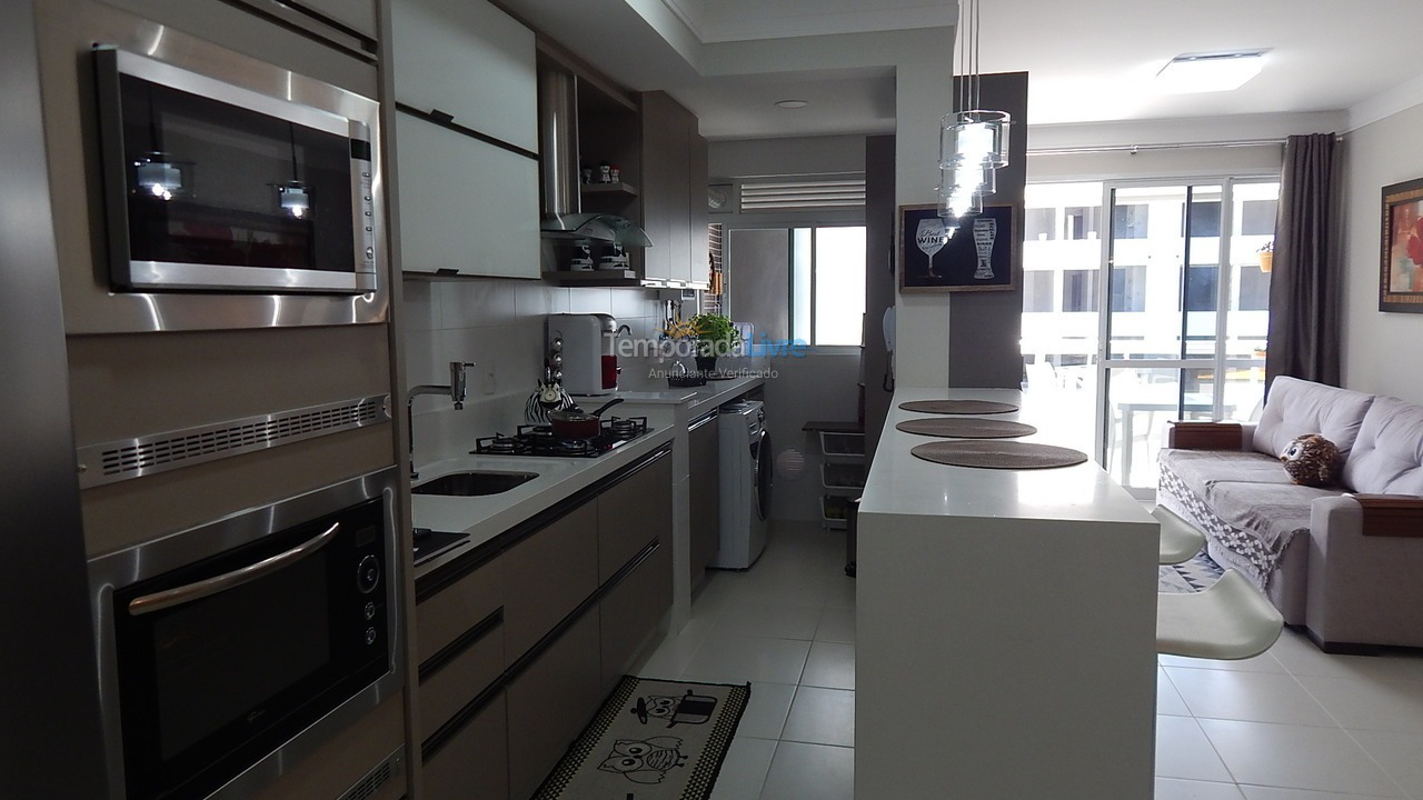 Apartamento para aluguel de temporada em Florianopolis (Praia dos Ingleses)