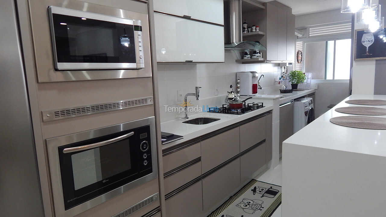 Apartamento para aluguel de temporada em Florianopolis (Praia dos Ingleses)