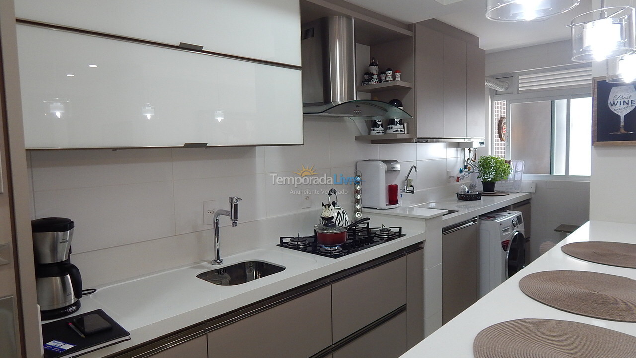 Apartamento para aluguel de temporada em Florianopolis (Praia dos Ingleses)