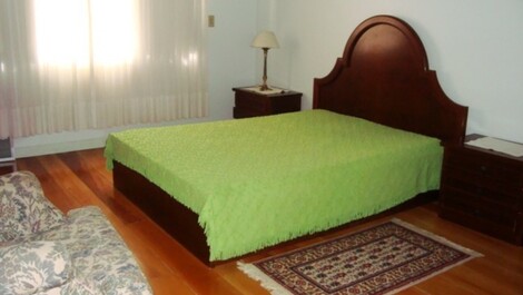 House with four bedrooms for season, in the center of Canasvieiras