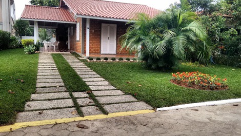 Casa en condominio a 250 metros del mar.