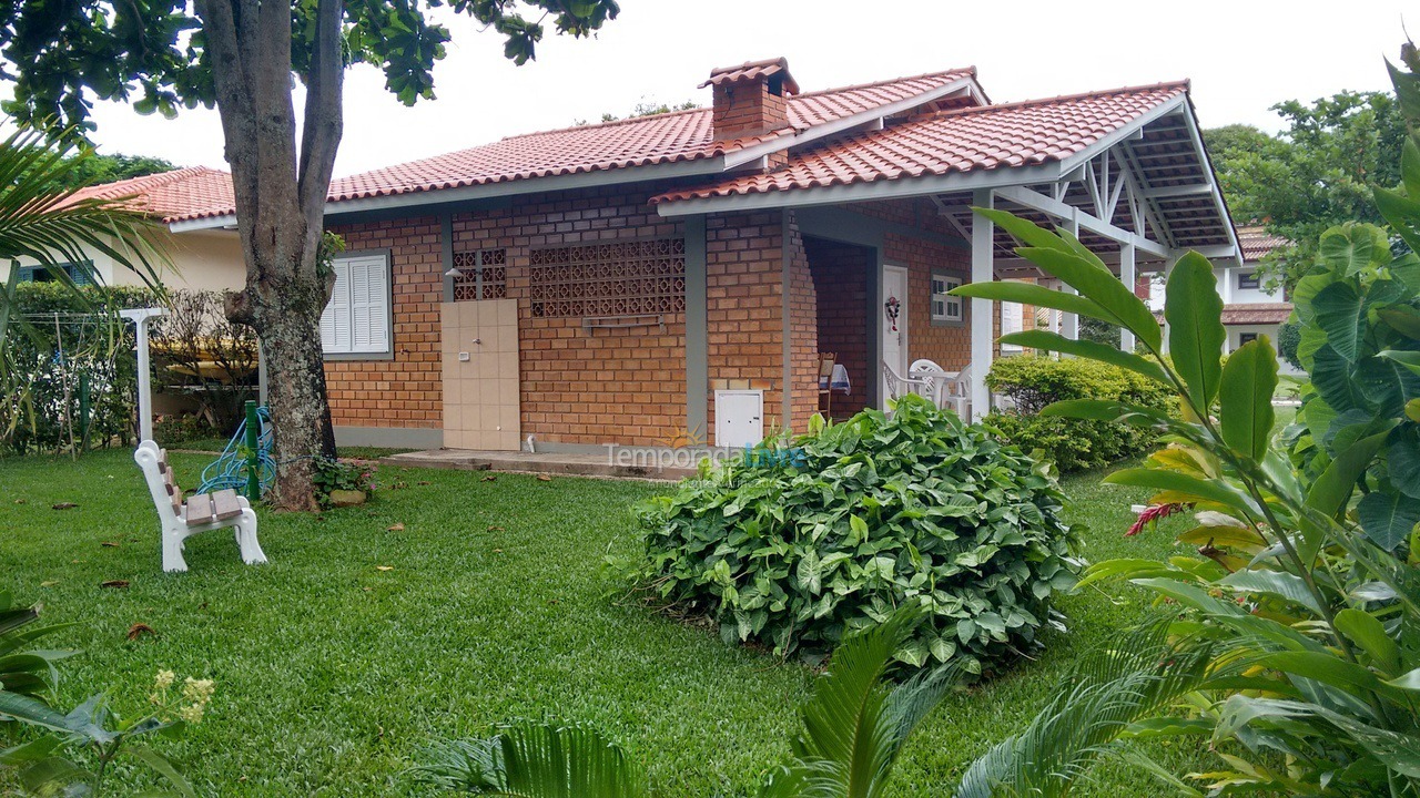 Casa para alquiler de vacaciones em Florianopolis (Praia dos Ingleses)