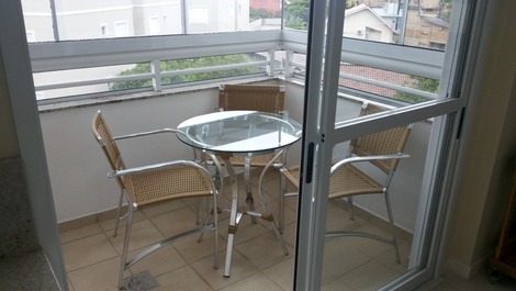 Lermoso departamento de 02 habitaciones, piscina - Playa de los Ingleses.