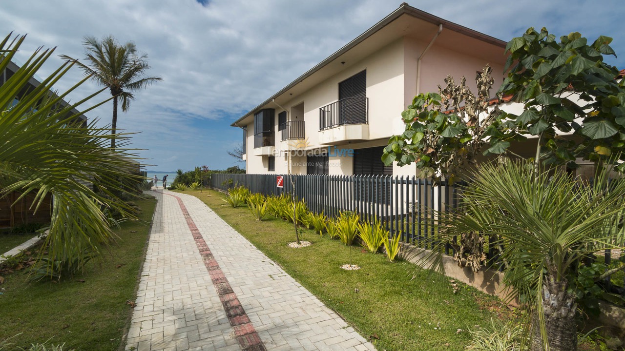 Apartment for vacation rental in Bombinhas (Mariscal)