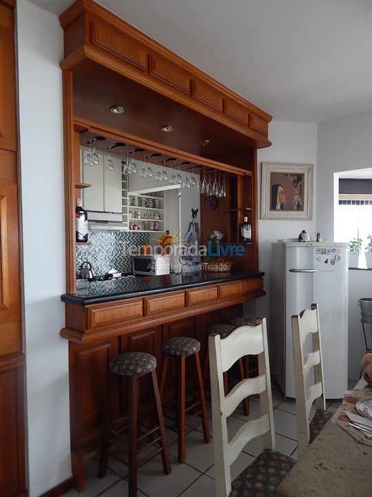 Apartamento para aluguel de temporada em Florianopolis (Praia dos Ingleses)