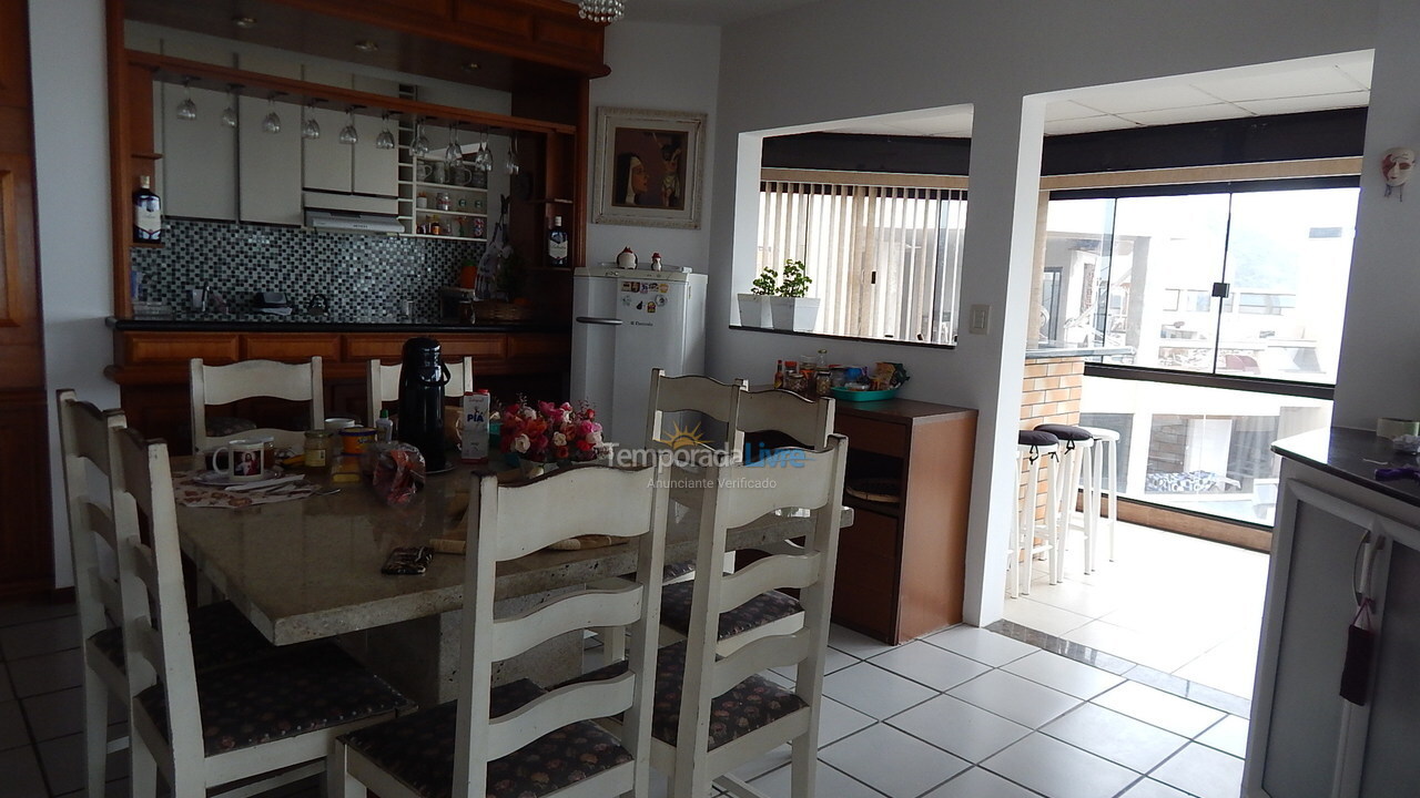 Apartamento para aluguel de temporada em Florianopolis (Praia dos Ingleses)
