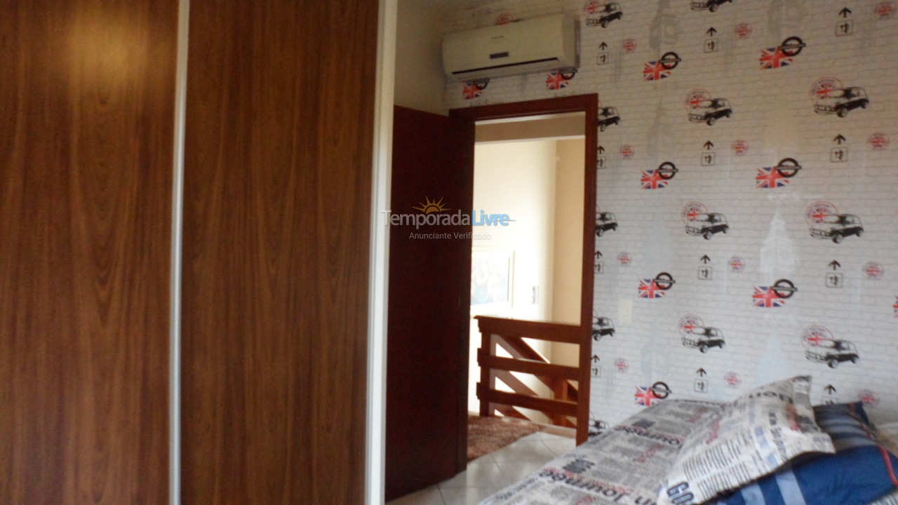 Casa para aluguel de temporada em Florianopolis (Praia dos Ingleses)