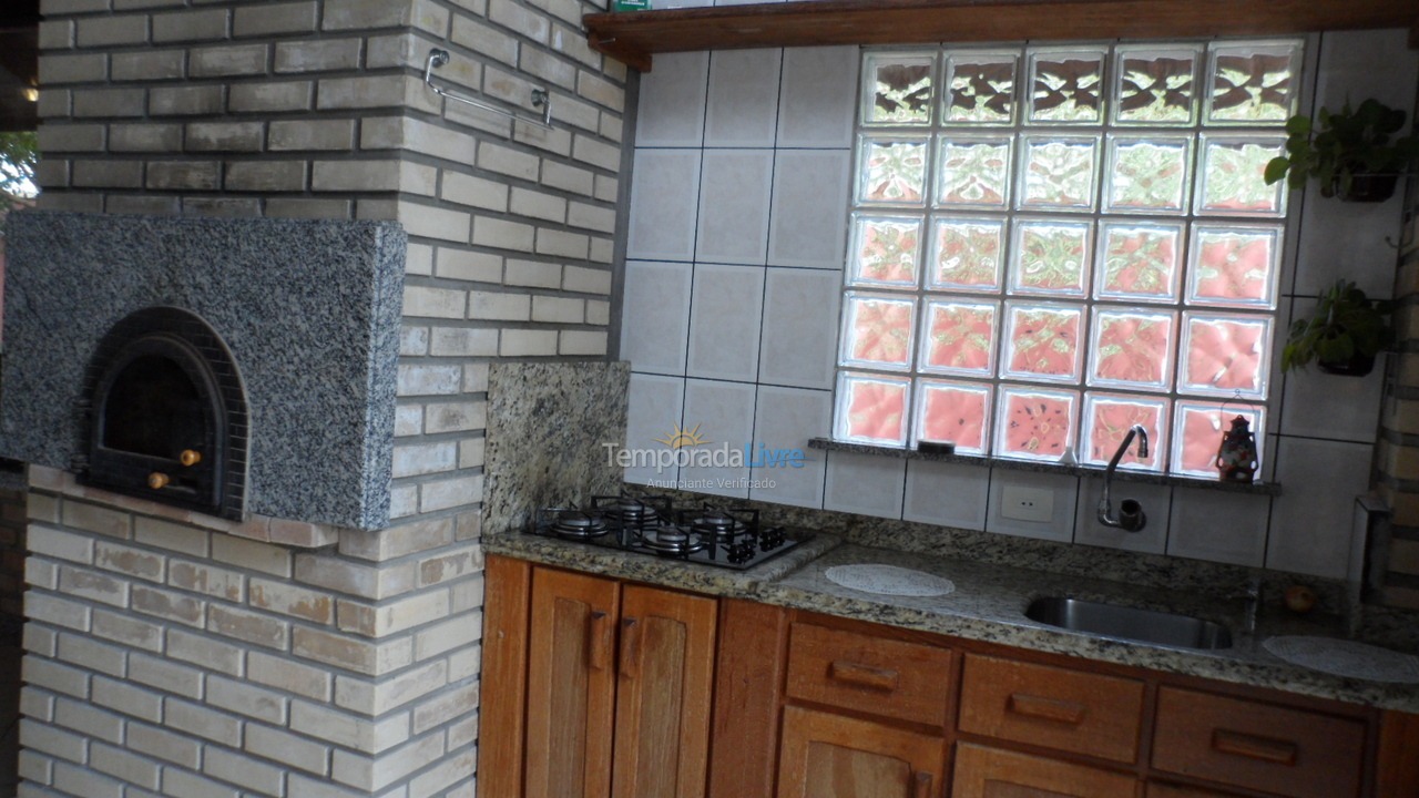 Casa para aluguel de temporada em Florianopolis (Praia dos Ingleses)