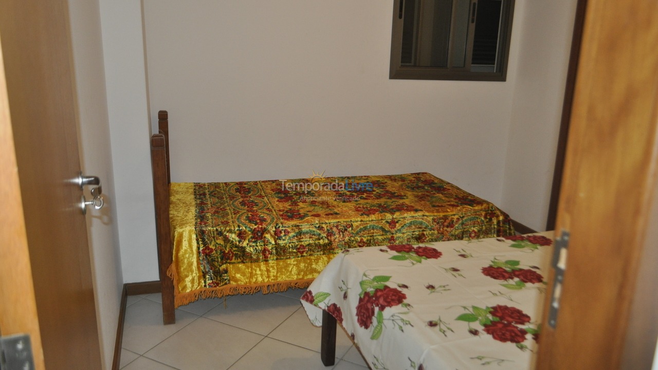 Apartamento para aluguel de temporada em Guarapari (Praia do Morro)