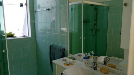 BANHEIROS COM BLINDEX 