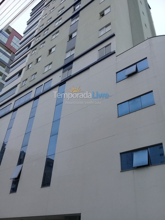 Apartamento para alquiler de vacaciones em Itapema (Meia Praia)