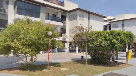 Apt of 02 dormitories being a suite one block from the sea.