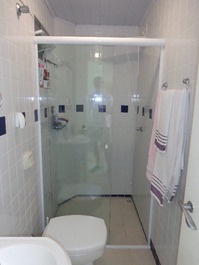 GRAN KITINET A 150M DEL MAR, AC, WIFI, EDIFICIO CON ELEVADOR