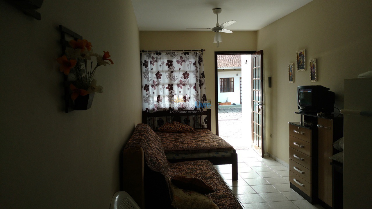 Casa para alquiler de vacaciones em Matinhos (Flamingo)