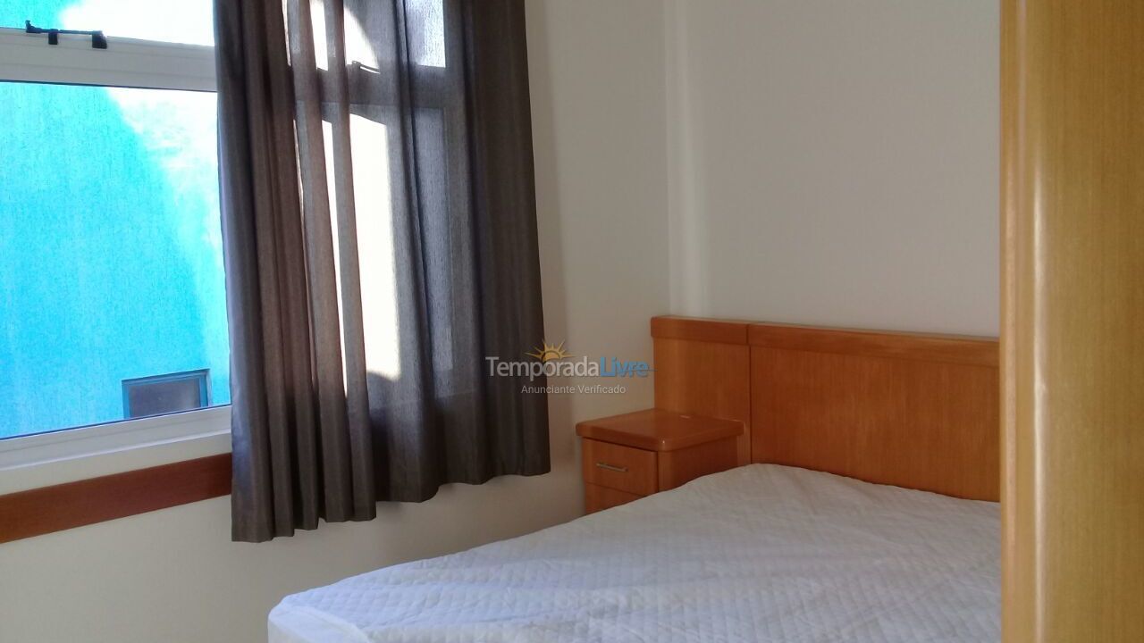 Apartment for vacation rental in Itapema (Meia Praia)