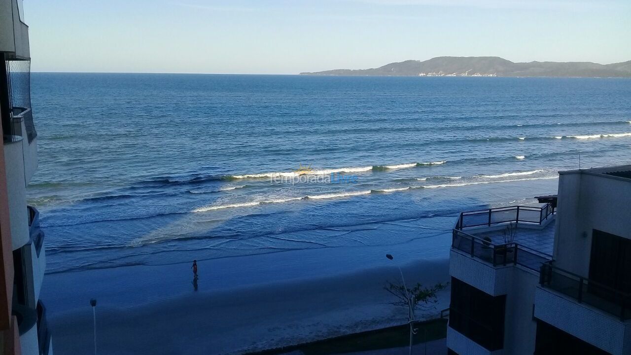 Apartment for vacation rental in Itapema (Meia Praia)