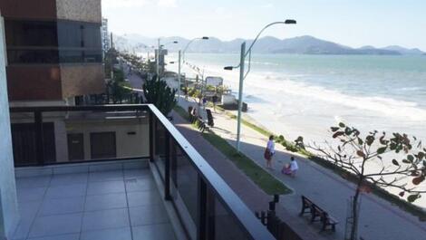 sacada frente para a praia