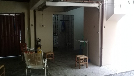 House on the court of the sea 30 meters from the beach in half beach itapema sc