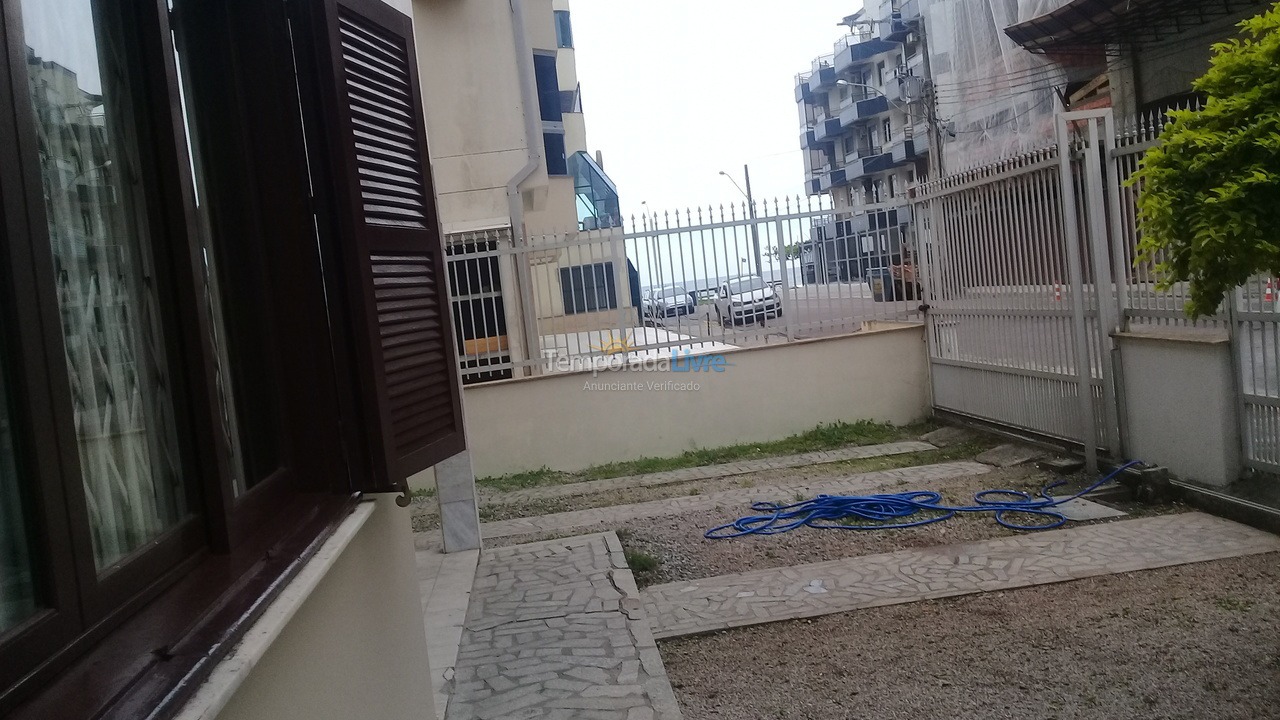 House for vacation rental in Itapema (Meia Praia)