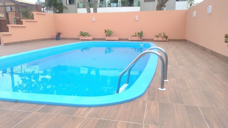 CASA 3 QUARTOS COM PISCINA P/ 10 PESSOAS 250M PRAIA INGLESES