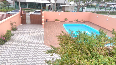 CASA 3 QUARTOS COM PISCINA P/ 10 PESSOAS 250M PRAIA INGLESES