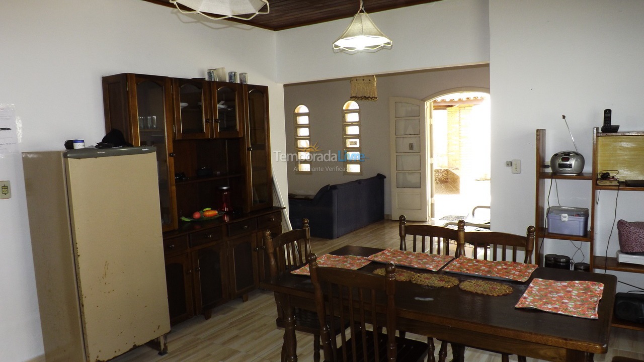 Casa para aluguel de temporada em Ubatuba (Pereque Açu)