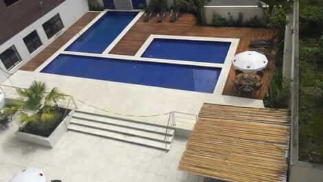 FLAT NO GUARUJÁ A 70M DA PRAIA. O MELHOR DE PITANGUEIRAS.