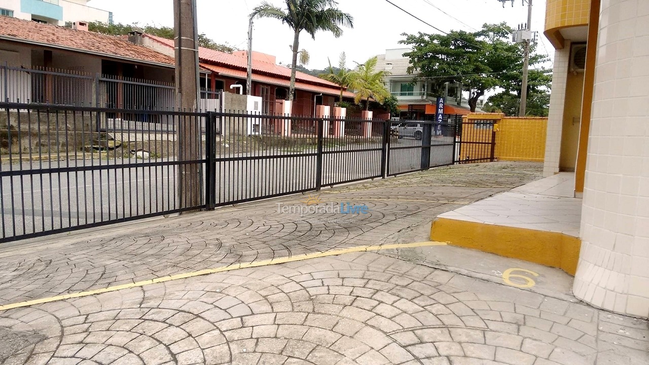 Apartamento para aluguel de temporada em Bombinhas (Praia de Bombinhas)