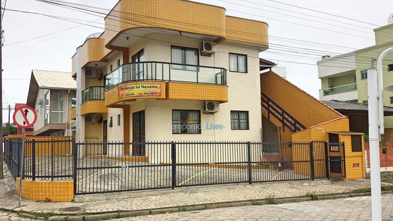 Apartamento para aluguel de temporada em Bombinhas (Praia de Bombinhas)