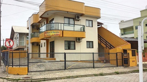 Fachada lateral do prédio