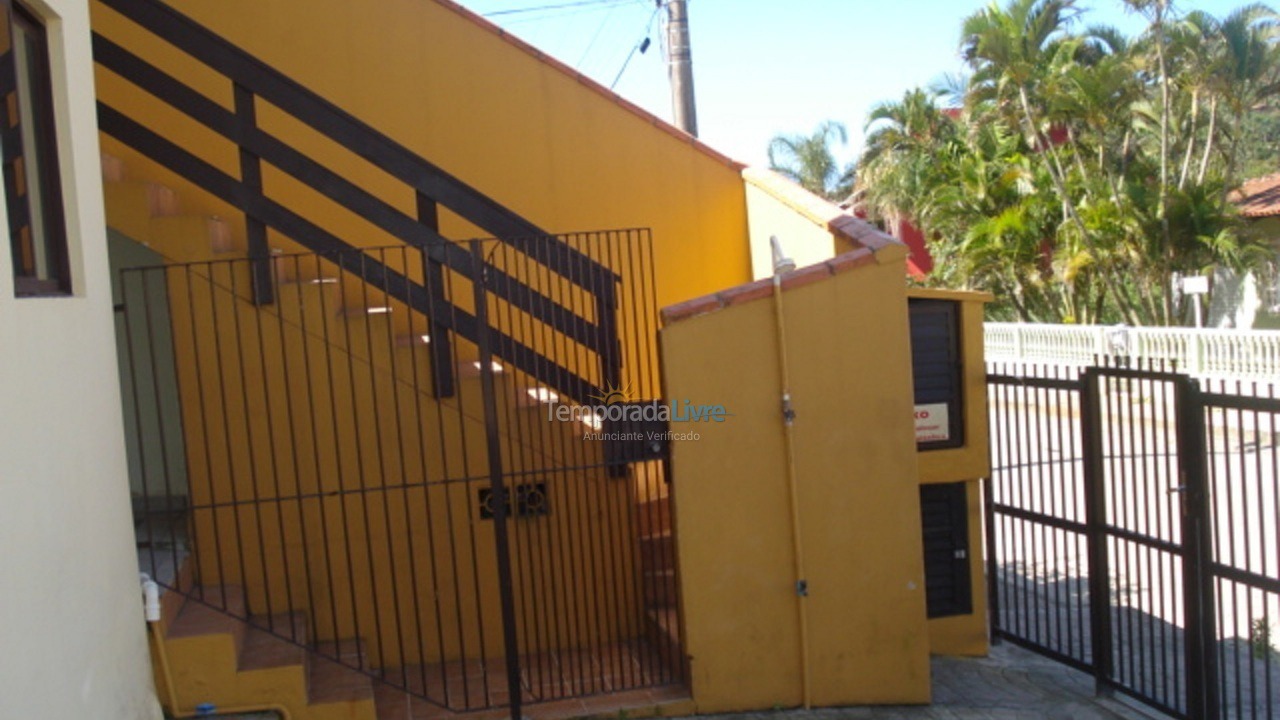 Apartamento para aluguel de temporada em Bombinhas (Praia de Bombinhas)