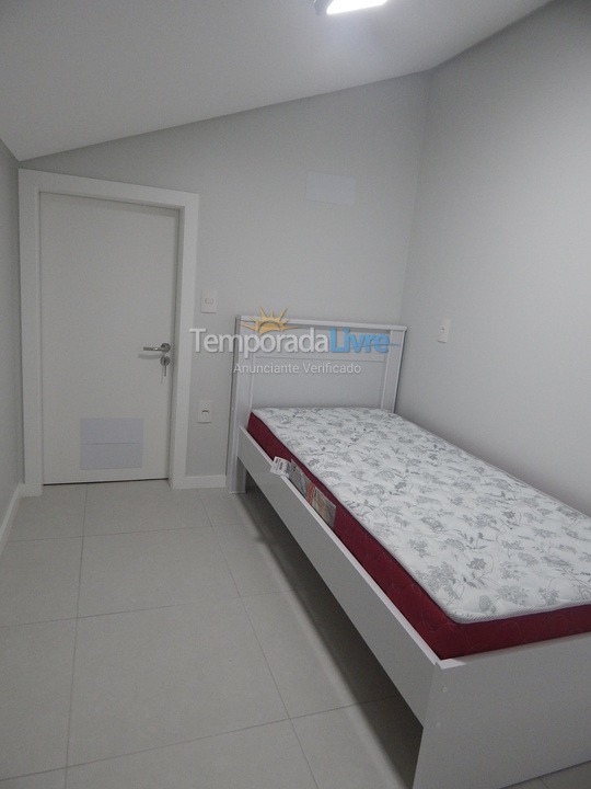 Apartamento para aluguel de temporada em Florianopolis (Praia dos Ingleses)